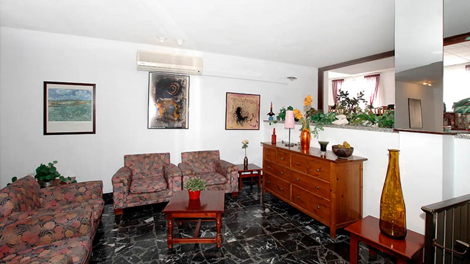 Hotel Sur Кала Бона